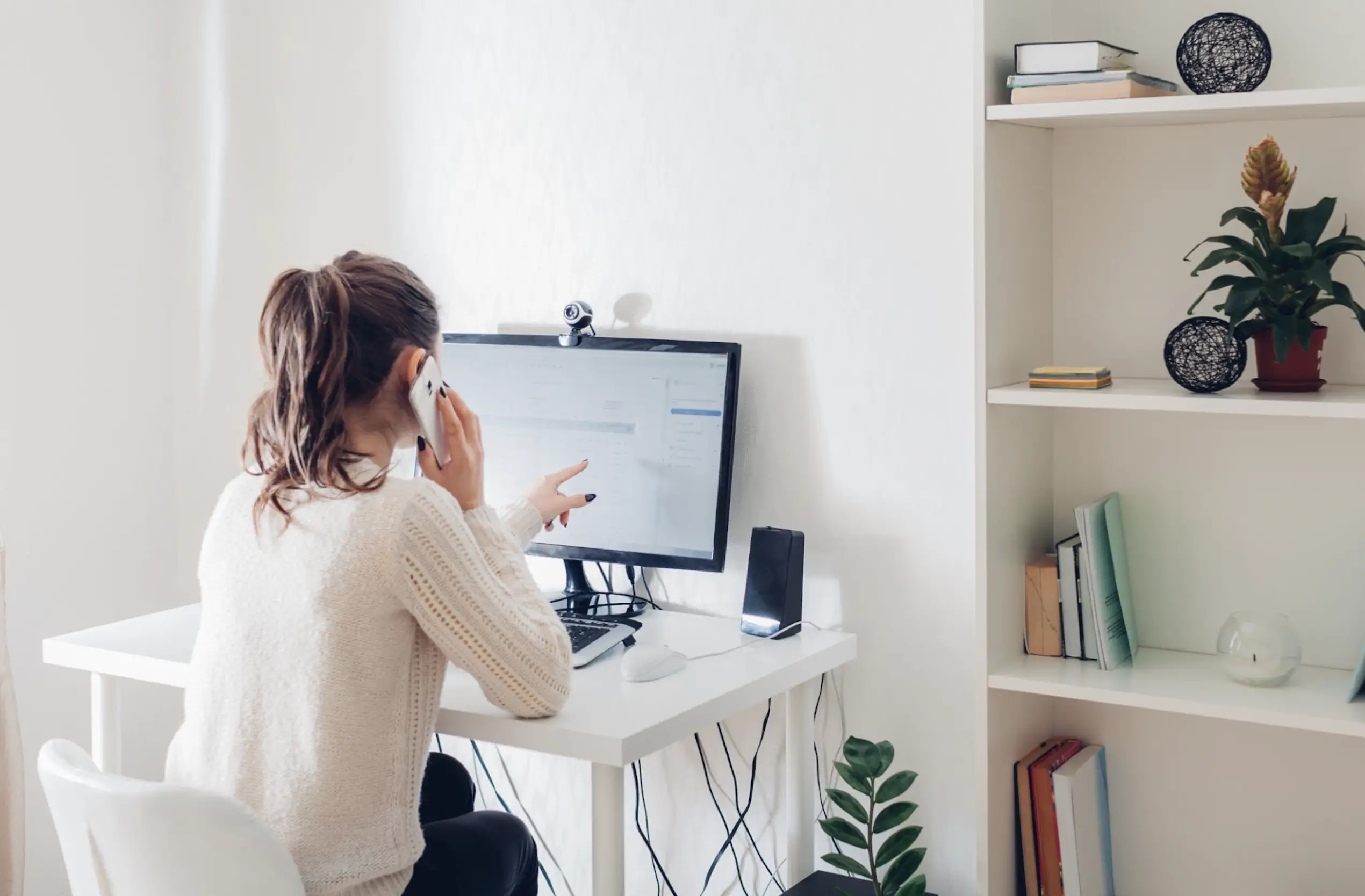 What Is My Monitor Refresh Rate? The Answer Is Here!