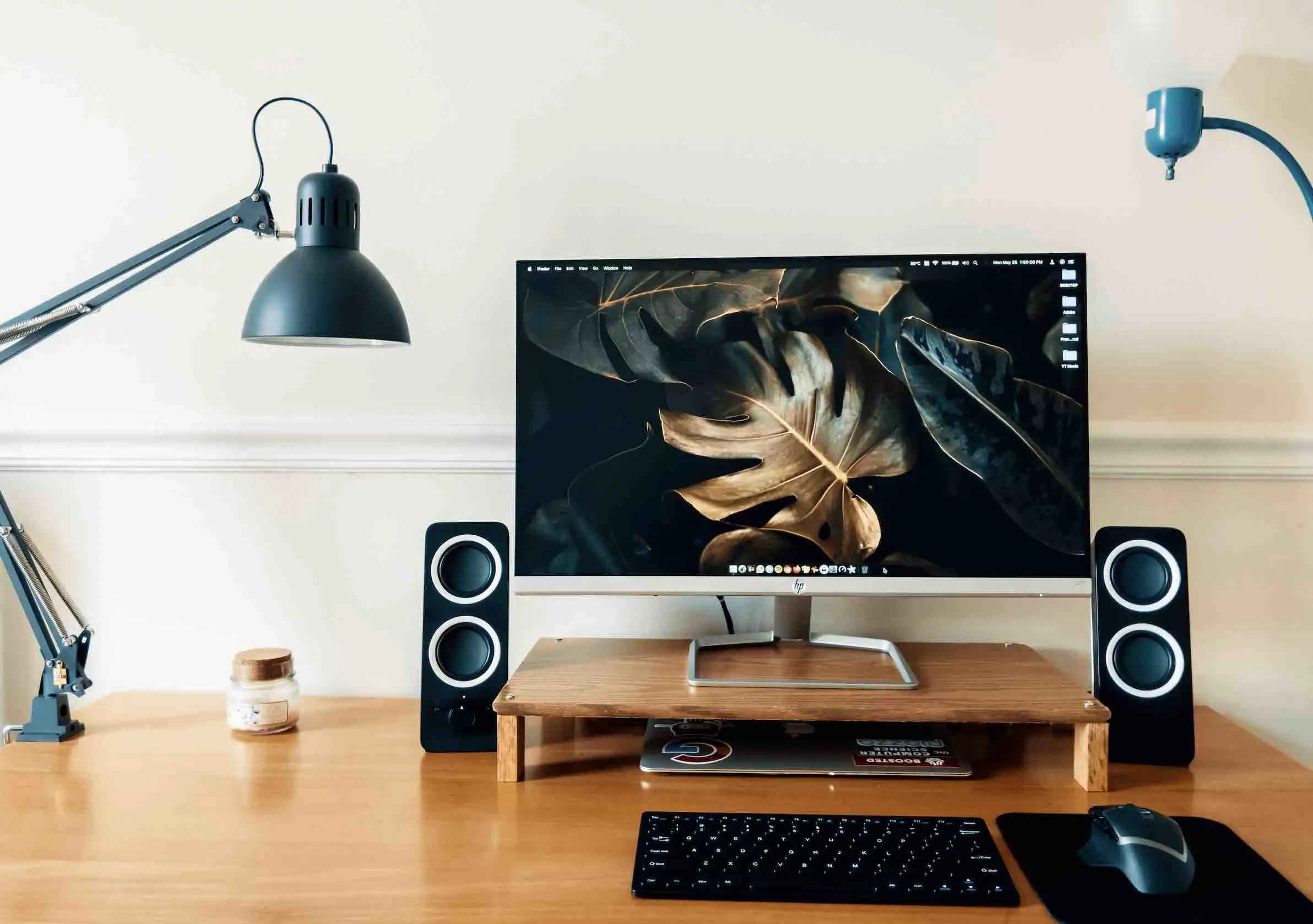 Top 10 Best Monitors Under 500 (4K, 2K, 144Hz) Mar 2024